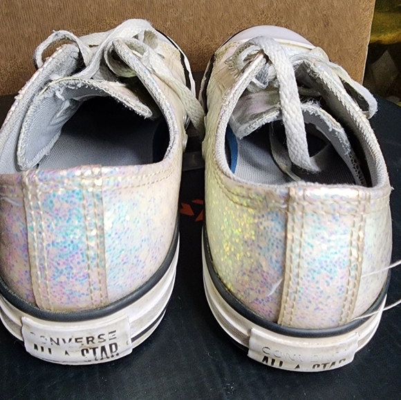 Converse shoes size 3 juniors - Picture 4 of 6